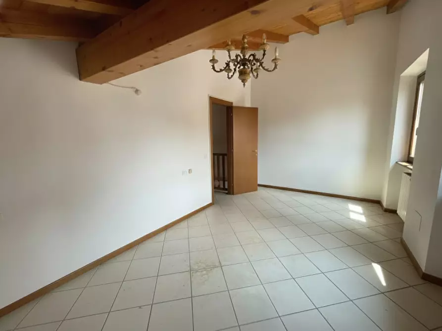 Immagine 19 di Villetta a schiera in vendita  a Valeggio Sul Mincio