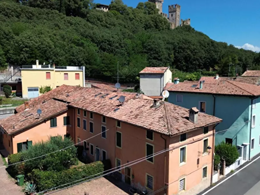 Immagine 26 di Villetta a schiera in vendita  a Valeggio Sul Mincio