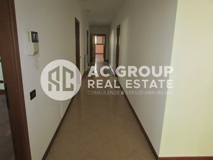 Immagine 9 di Capannone industriale in affitto  in Via I Maggio a Origgio