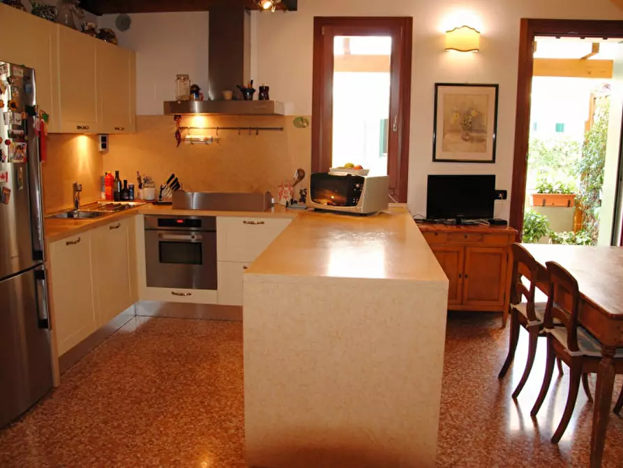 Immagine 6 di Appartamento in vendita  in VIA STRAZZACAPPA a Montegalda