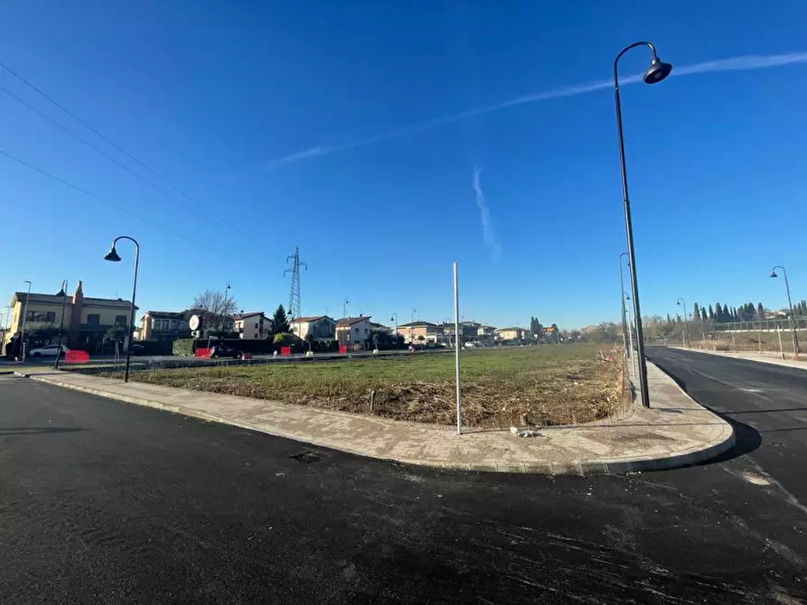 Immagine 8 di Terreno in vendita  a Lavagno