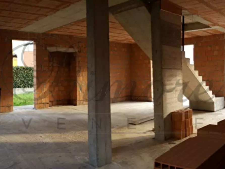 Immagine 1 di Casa bifamiliare in vendita  in spinea a Spinea