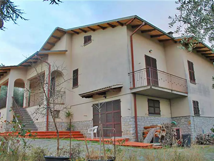 Immagine 22 di Villa in vendita  in via traversa valdichiana ovest 60 a Torrita Di Siena