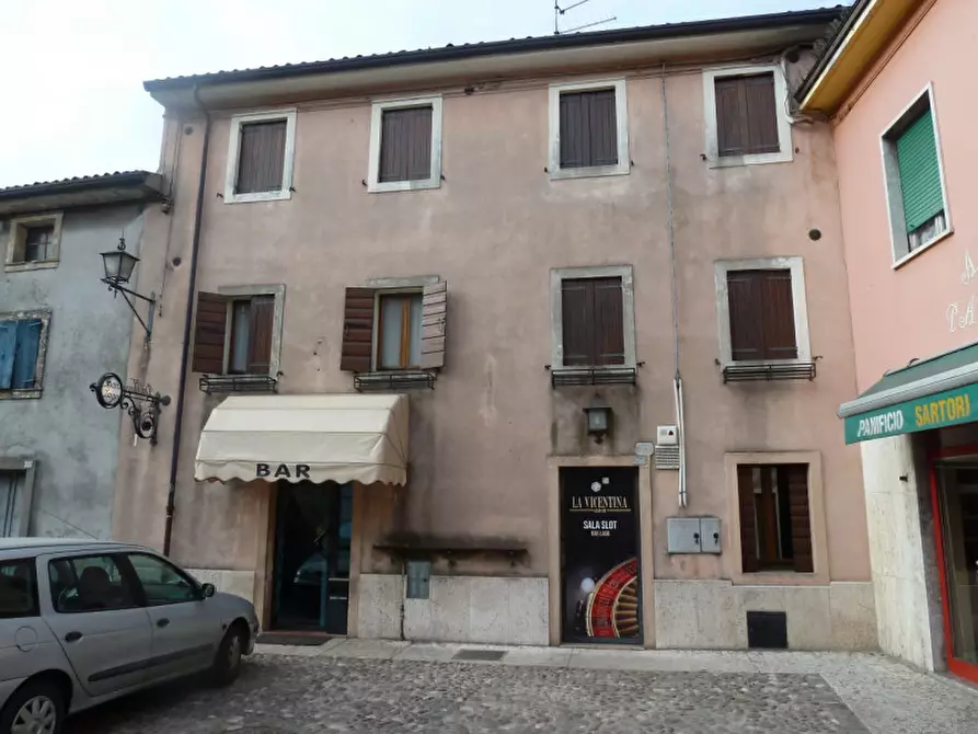 Immagine 11 di Attività commerciale in vendita  a Tregnago