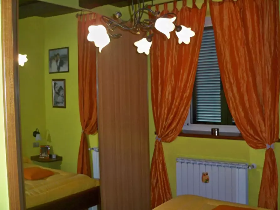 Immagine 10 di Rustico / casale in vendita  a Senigallia