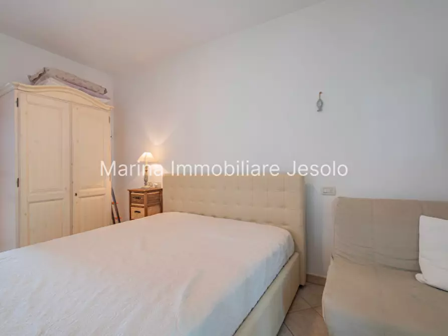 Immagine 10 di Appartamento in vendita  in via foscolo a Jesolo