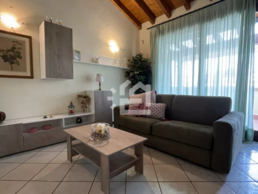 Immagine 14 di Appartamento in affitto  in via atleti azzurri d'italia a Manerba Del Garda