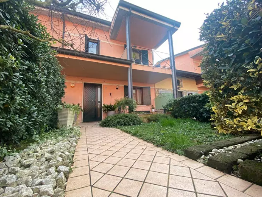 Immagine 2 di Villetta a schiera in vendita  a Mozzecane