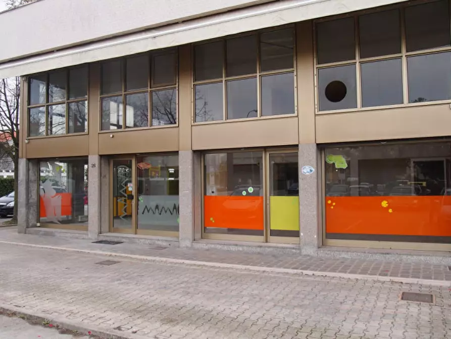 Immagine 2 di Negozio in vendita  in Via Colombo 26 a Mirano