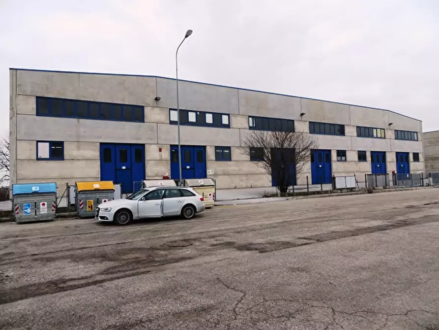 Immagine 2 di Capannone industriale in vendita  in via 11 settembre 2001 a Longiano