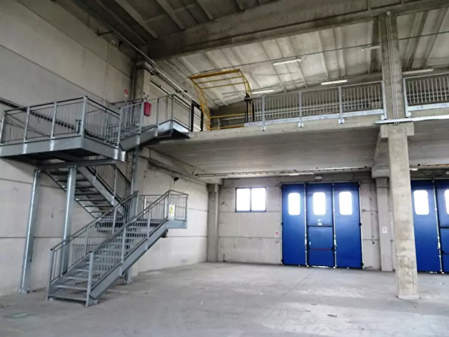 Immagine 21 di Capannone industriale in vendita  in via 11 settembre 2001 a Longiano