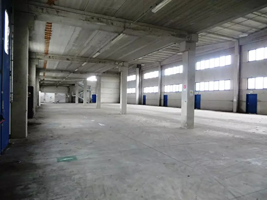 Immagine 22 di Capannone industriale in vendita  in via 11 settembre 2001 a Longiano