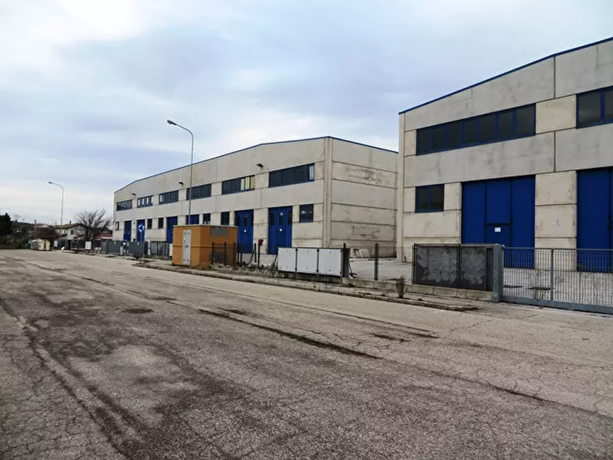 Immagine 29 di Capannone industriale in vendita  in via 11 settembre 2001 a Longiano