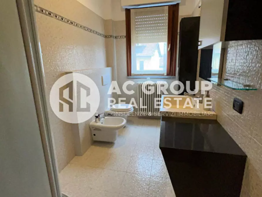 Immagine 11 di Appartamento in affitto  in via Carducci a Saronno