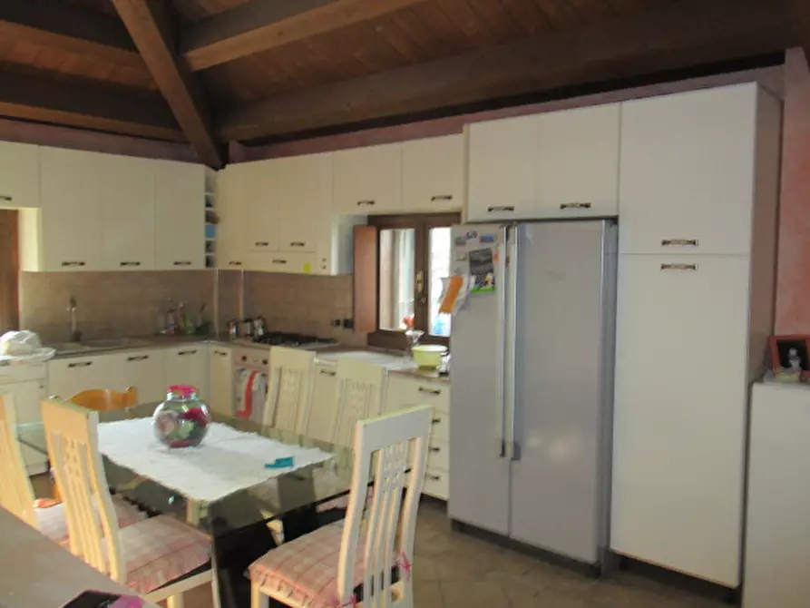 Immagine 12 di Rustico / casale in vendita  a Senigallia