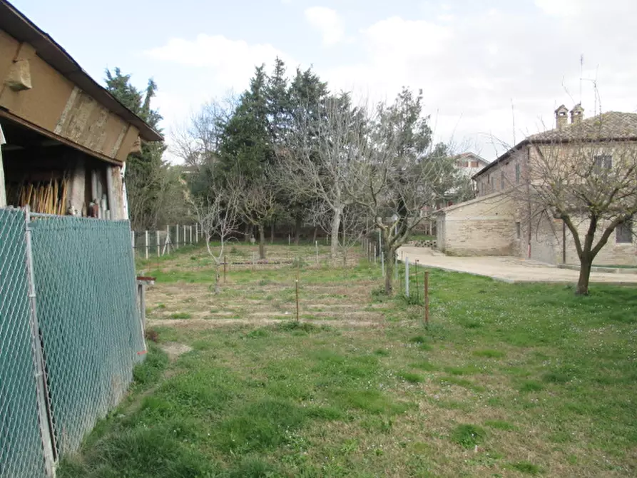 Immagine 23 di Rustico / casale in vendita  a Senigallia