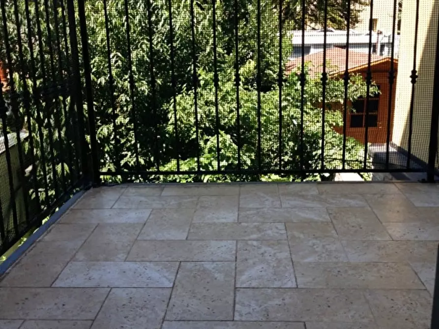 Immagine 5 di Palazzo in vendita  a Padova