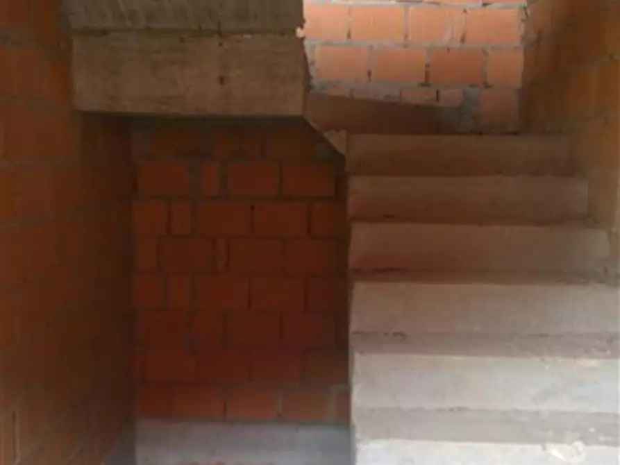 Immagine 8 di Casa bifamiliare in vendita  in via aldo moro a Ospedaletto Euganeo