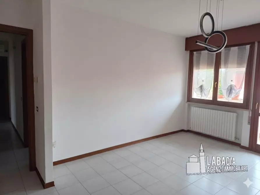 Immagine 3 di Appartamento in vendita  in Via Roma 42 a Castelbaldo