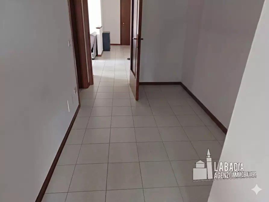 Immagine 4 di Appartamento in vendita  in Via Roma 42 a Castelbaldo