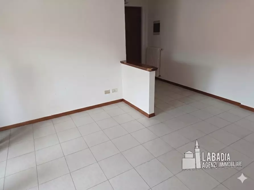 Immagine 5 di Appartamento in vendita  in Via Roma 42 a Castelbaldo