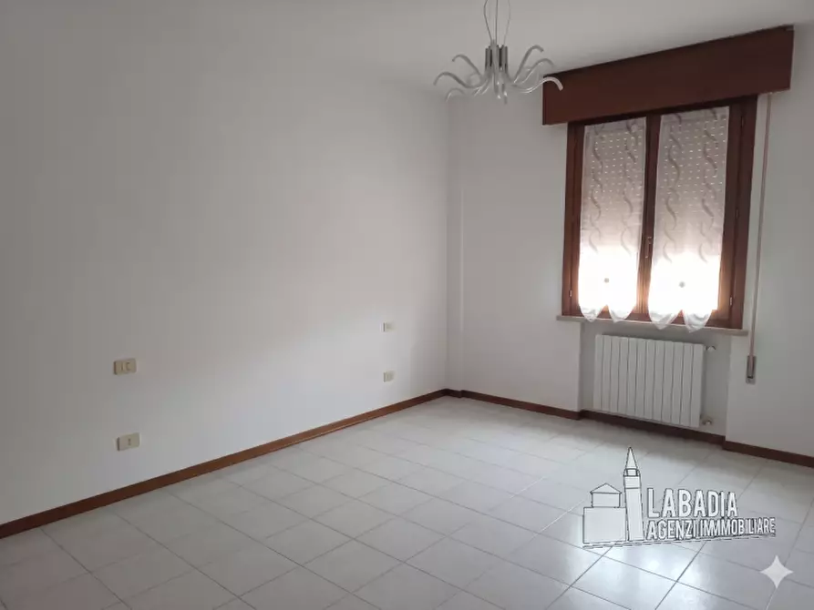 Immagine 6 di Appartamento in vendita  in Via Roma 42 a Castelbaldo