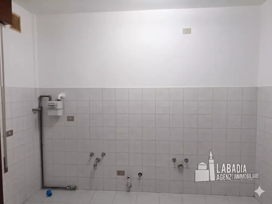 Immagine 20 di Appartamento in vendita  in Via Roma 42 a Castelbaldo