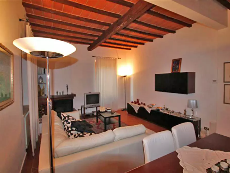 Immagine 3 di Casa bifamiliare in vendita  in via trento a Sinalunga