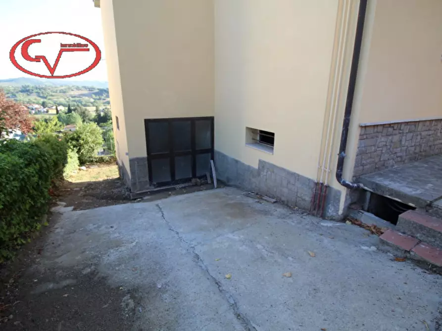 Immagine 6 di Villa in vendita  in via roma laterina a Laterina Pergine Valdarno