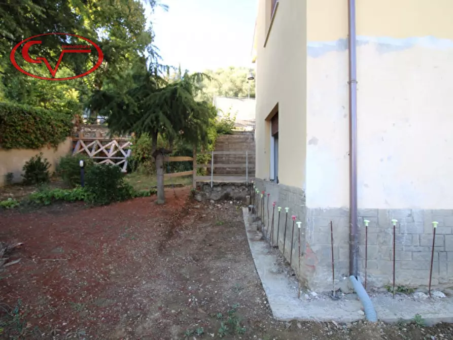 Immagine 9 di Villa in vendita  in via roma laterina a Laterina Pergine Valdarno