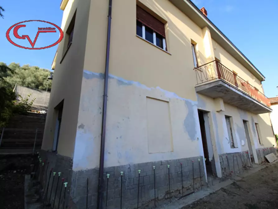 Immagine 10 di Villa in vendita  in via roma laterina a Laterina Pergine Valdarno