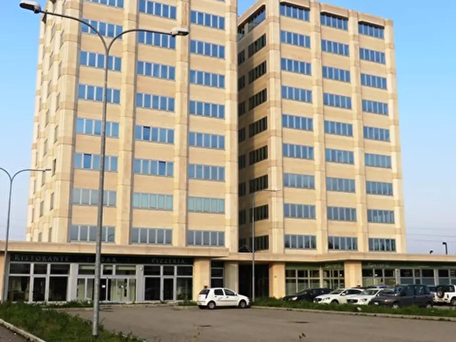 Immagine 2 di Negozio in vendita  in via Lambertini a Imola