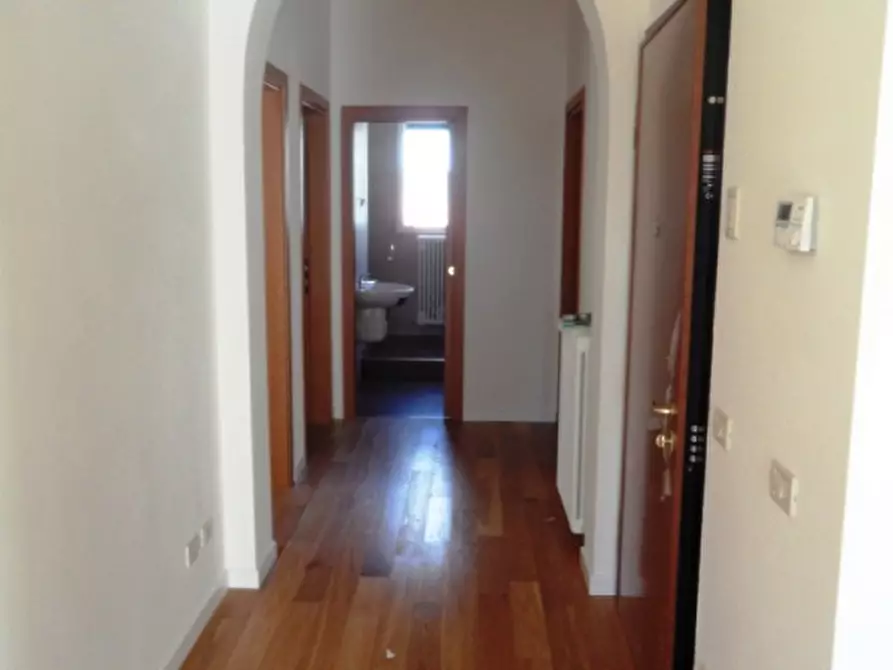 Immagine 10 di Appartamento in affitto  in legione antonini a Vicenza