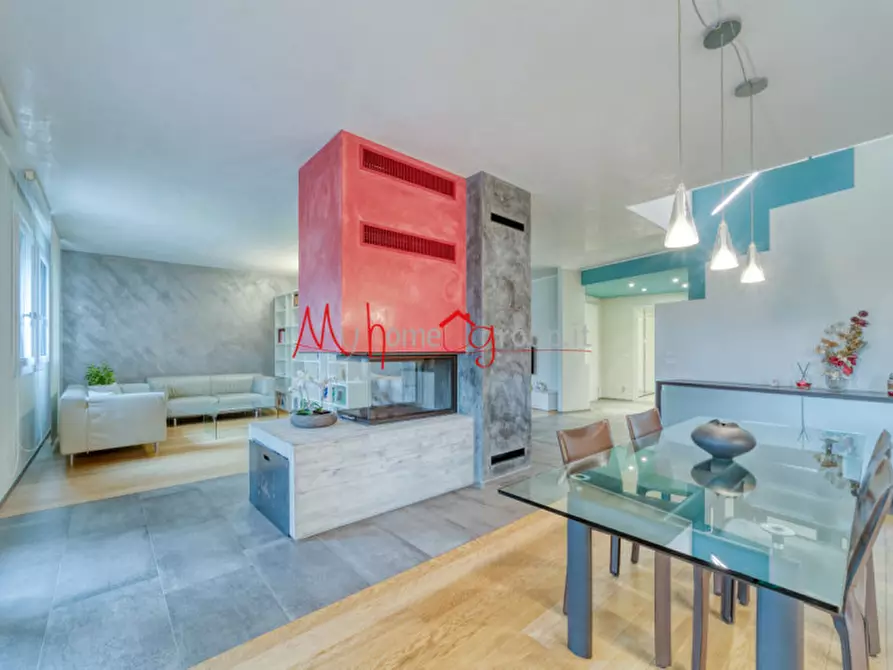 Immagine 9 di Villa in vendita  in Via Venzone a Padova