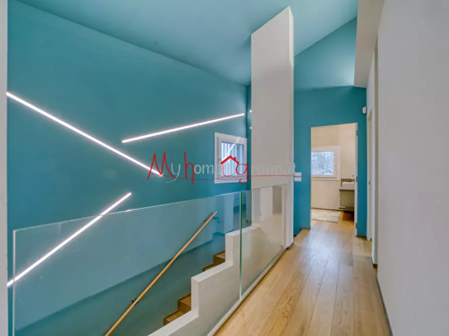 Immagine 14 di Villa in vendita  in Via Venzone a Padova