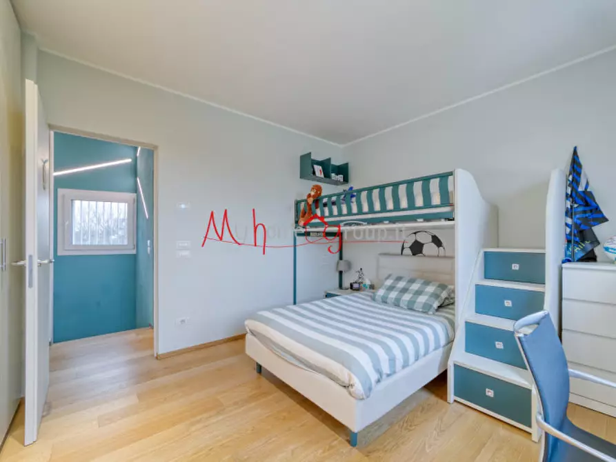 Immagine 17 di Villa in vendita  in Via Venzone a Padova