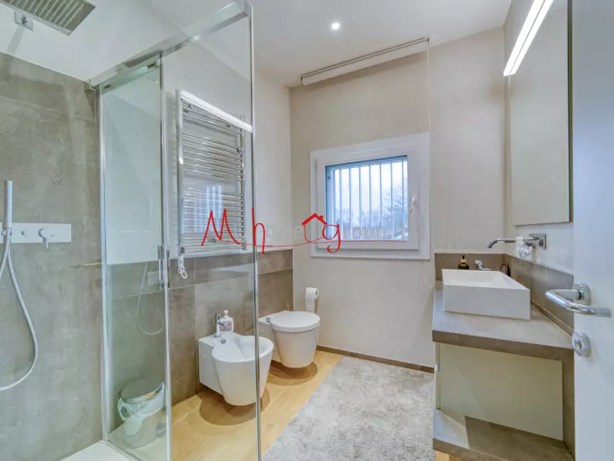 Immagine 20 di Villa in vendita  in Via Venzone a Padova