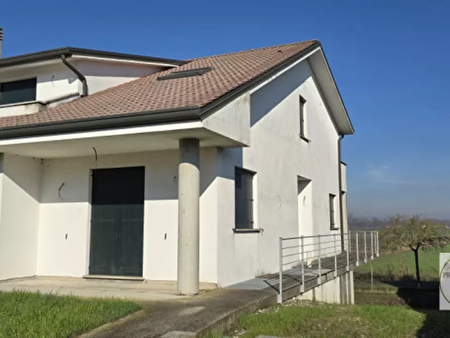 Immagine 13 di Casa bifamiliare in vendita  in principe Umberto a Ospedaletto Euganeo