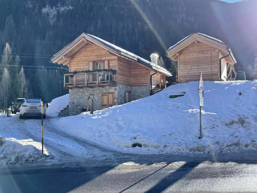 Immagine 6 di Casa indipendente in vendita  in Via Pineta a Falcade