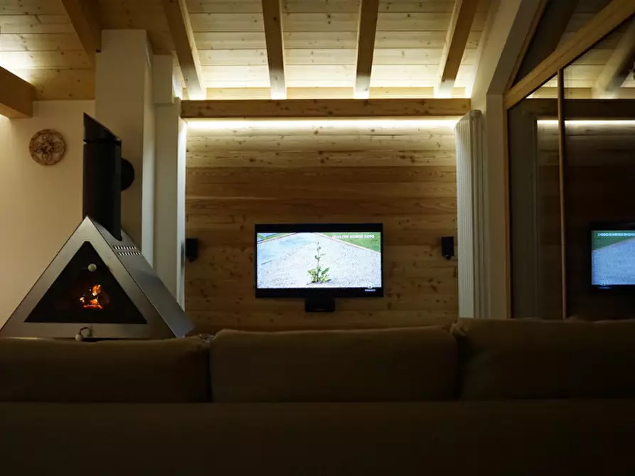 Immagine 10 di Casa indipendente in vendita  in Via Pineta a Falcade