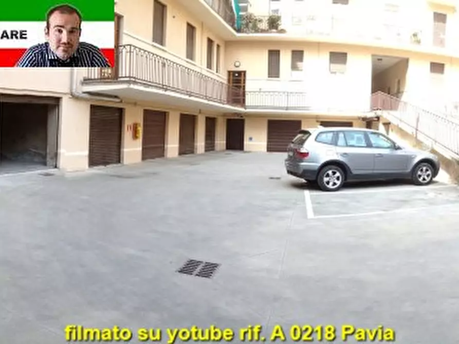 Immagine 1 di Garage in affitto  in via maffi 6 a Pavia
