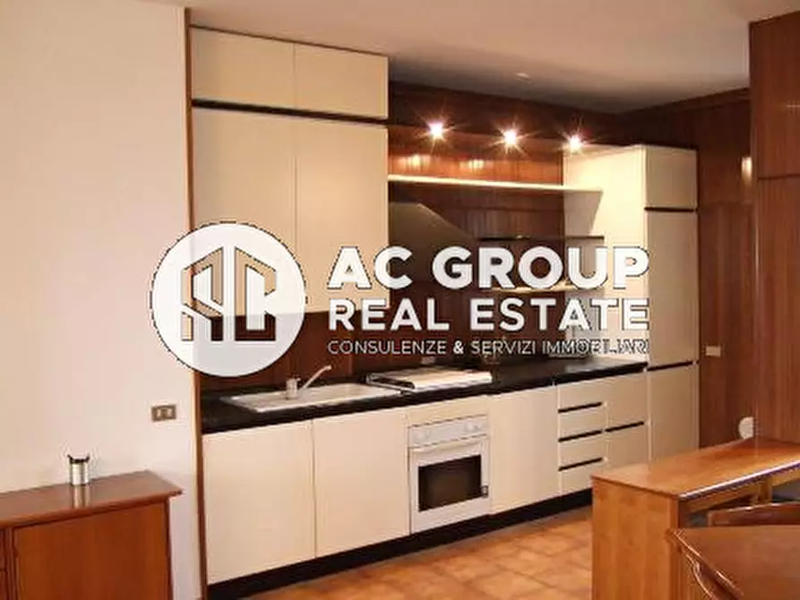 Immagine 4 di Appartamento in affitto  in via Pozzo a Saronno