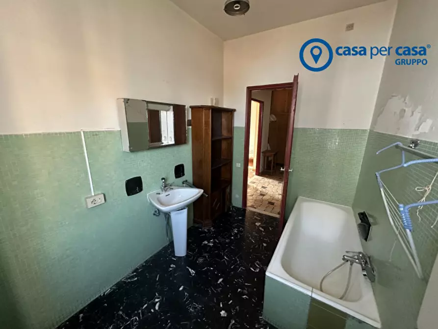 Immagine 26 di Appartamento in vendita  in Corso del Popolo 40 a Rovigo
