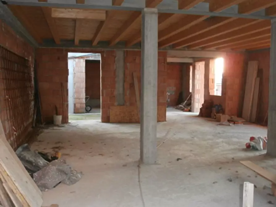 Immagine 10 di Villa in vendita  a Bovolone