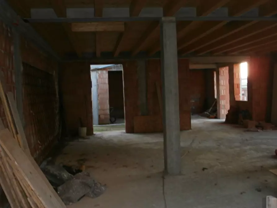 Immagine 11 di Villa in vendita  a Bovolone