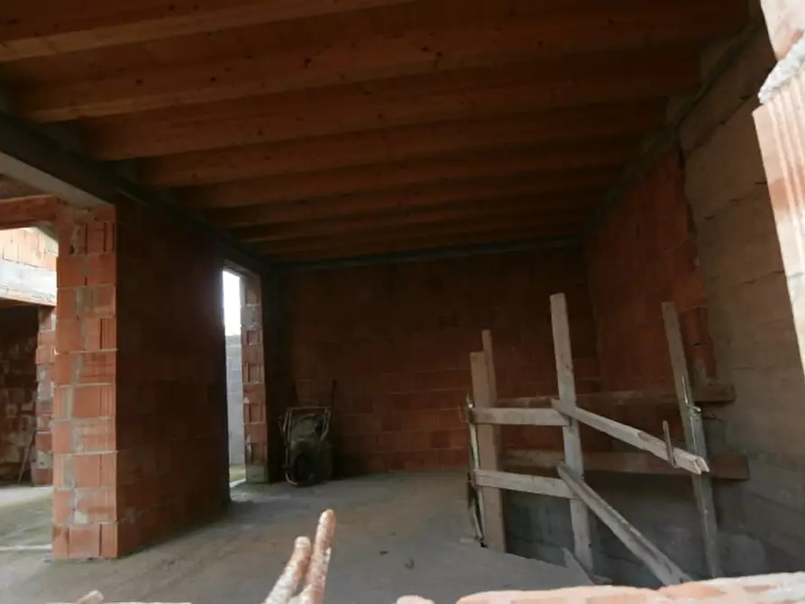 Immagine 13 di Villa in vendita  a Bovolone