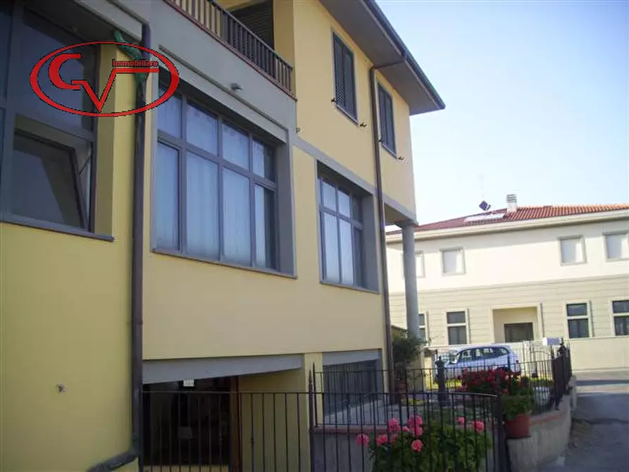 Immagine 11 di Ufficio in affitto  in strada provinciale lungarno a Montevarchi