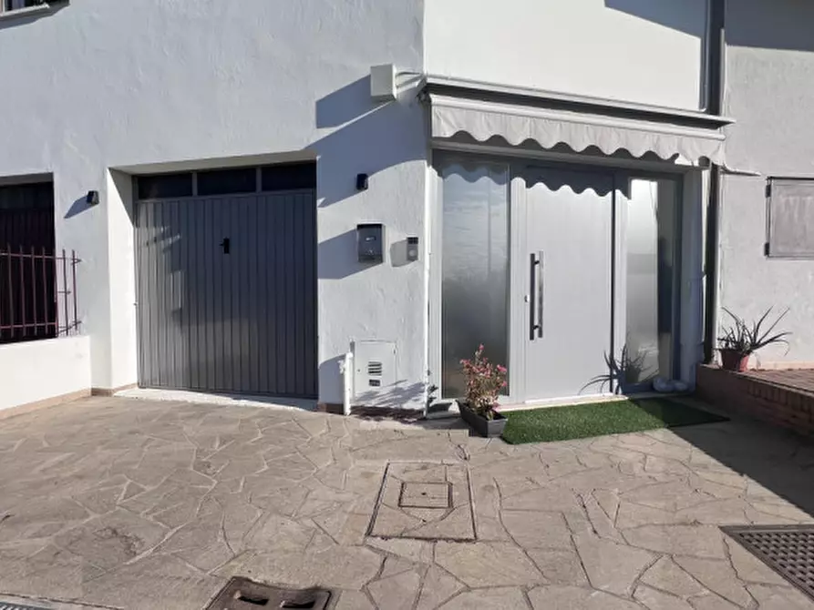 Immagine 2 di Casa bifamiliare in vendita  a Monselice