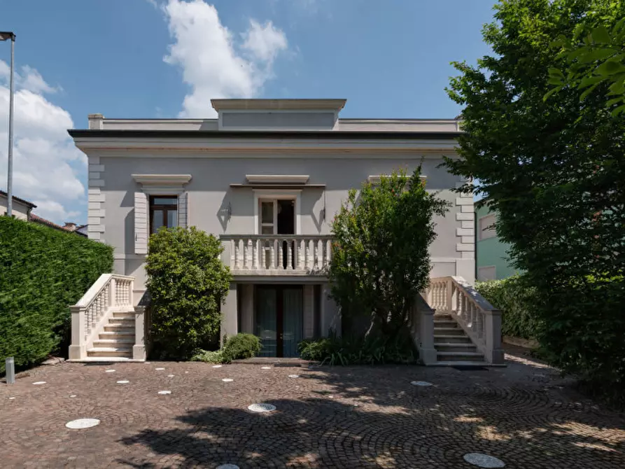 Immagine 1 di Casa bifamiliare in vendita  a Monselice