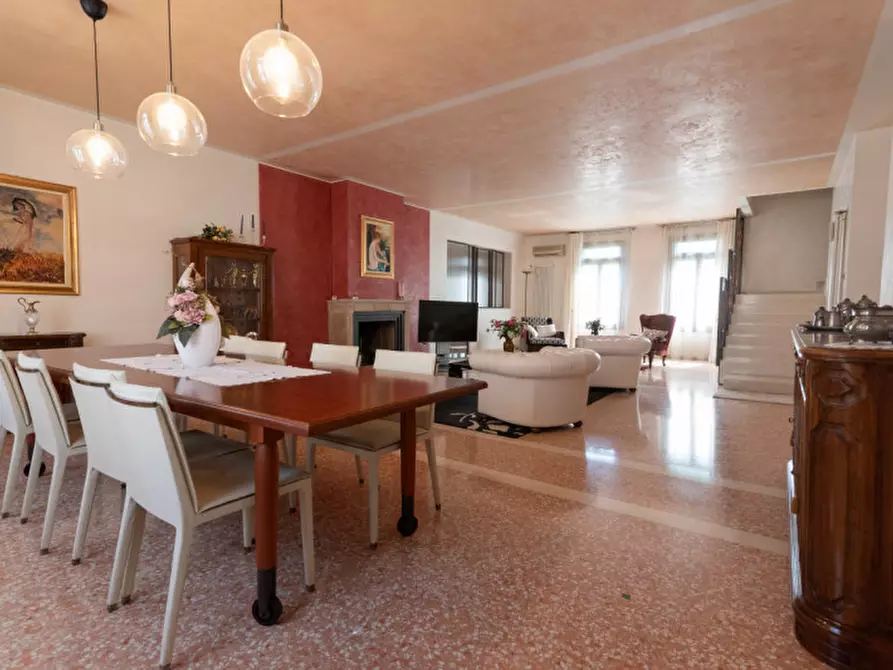 Immagine 9 di Casa bifamiliare in vendita  a Monselice